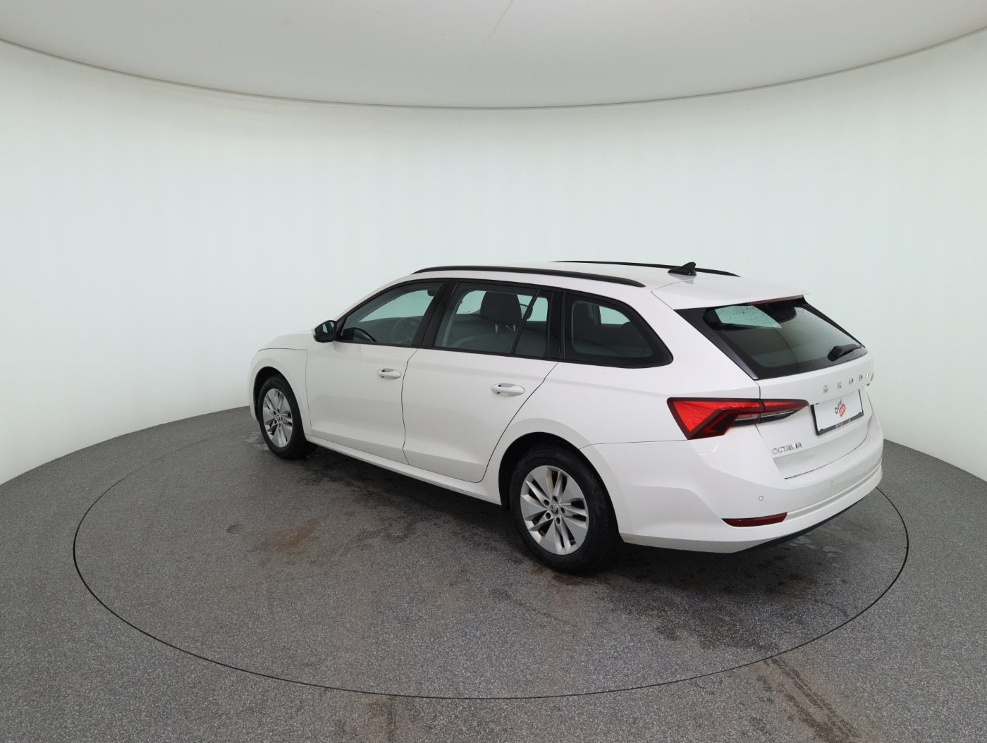Skoda Octavia Combi 2.0 TDI Ambition | Bild 8 von 26