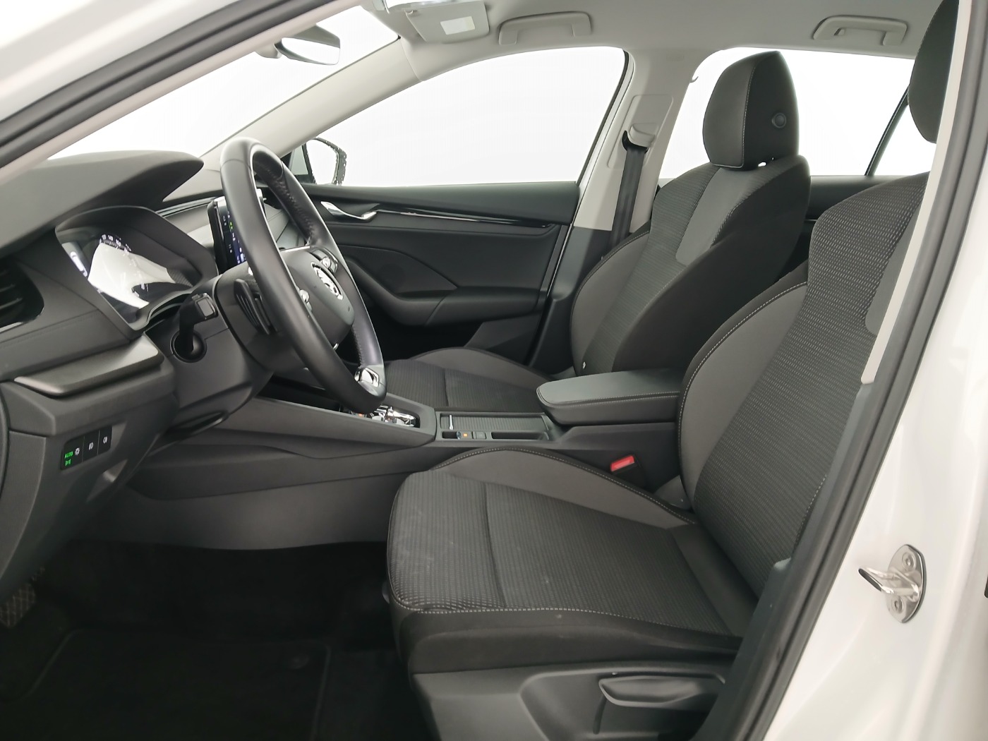 Skoda Octavia Combi 2.0 TDI Ambition | Bild 14 von 26