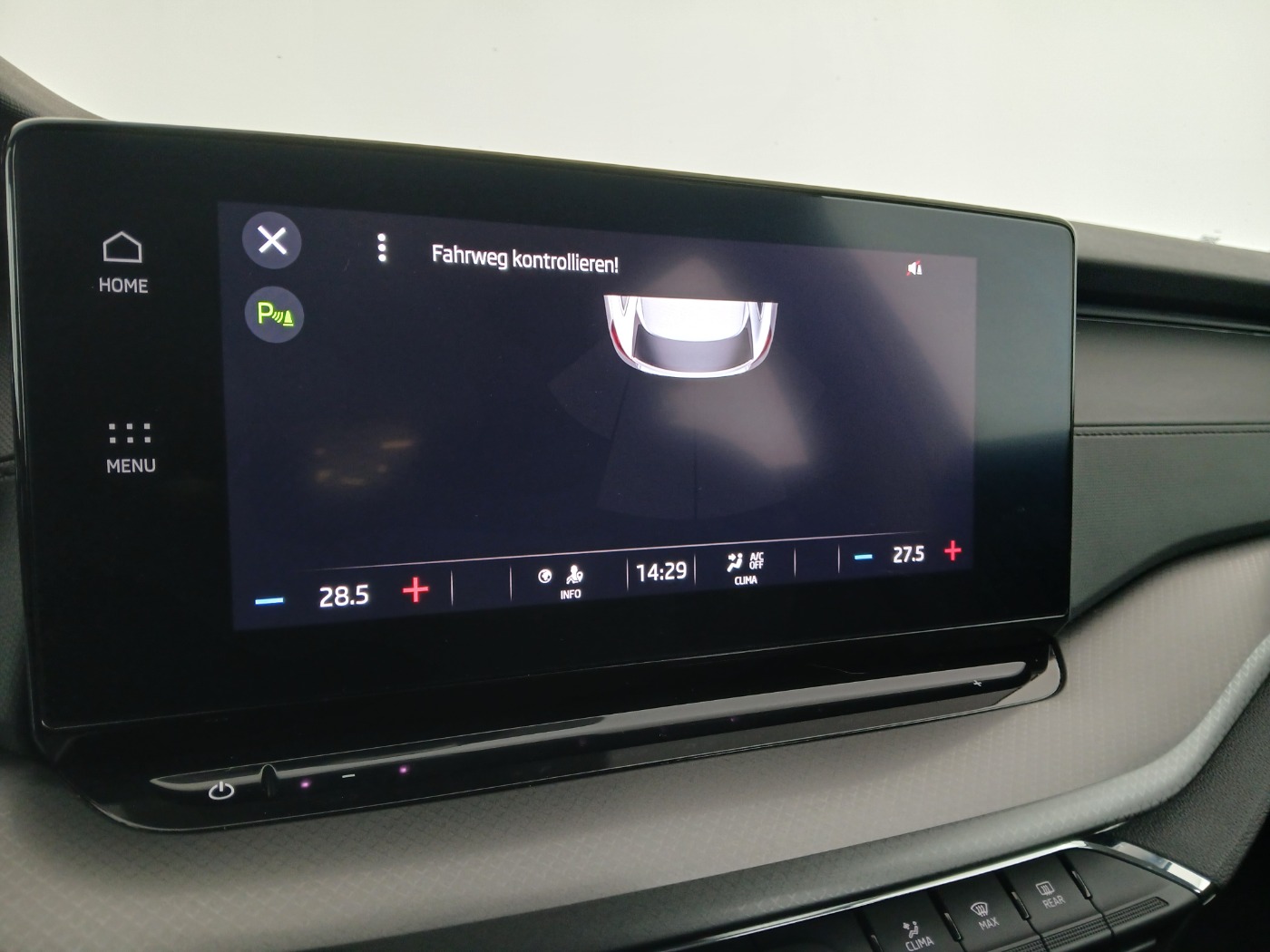 Skoda Octavia Combi 2.0 TDI Ambition | Bild 23 von 26