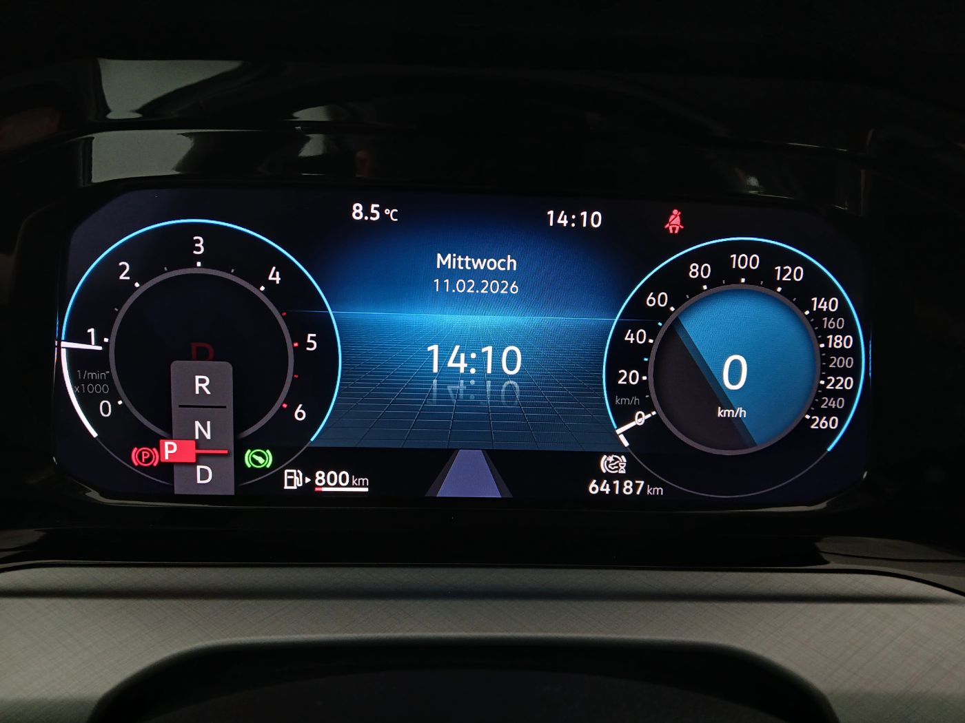 VW Golf VIII Var. 2.0 TDI DSG Life | Bild 12 von 21