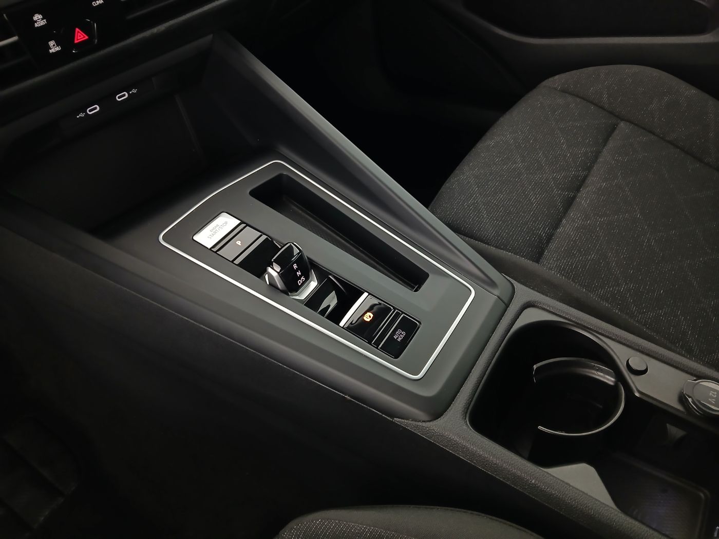 VW Golf VIII Var. 2.0 TDI DSG Life | Bild 19 von 21