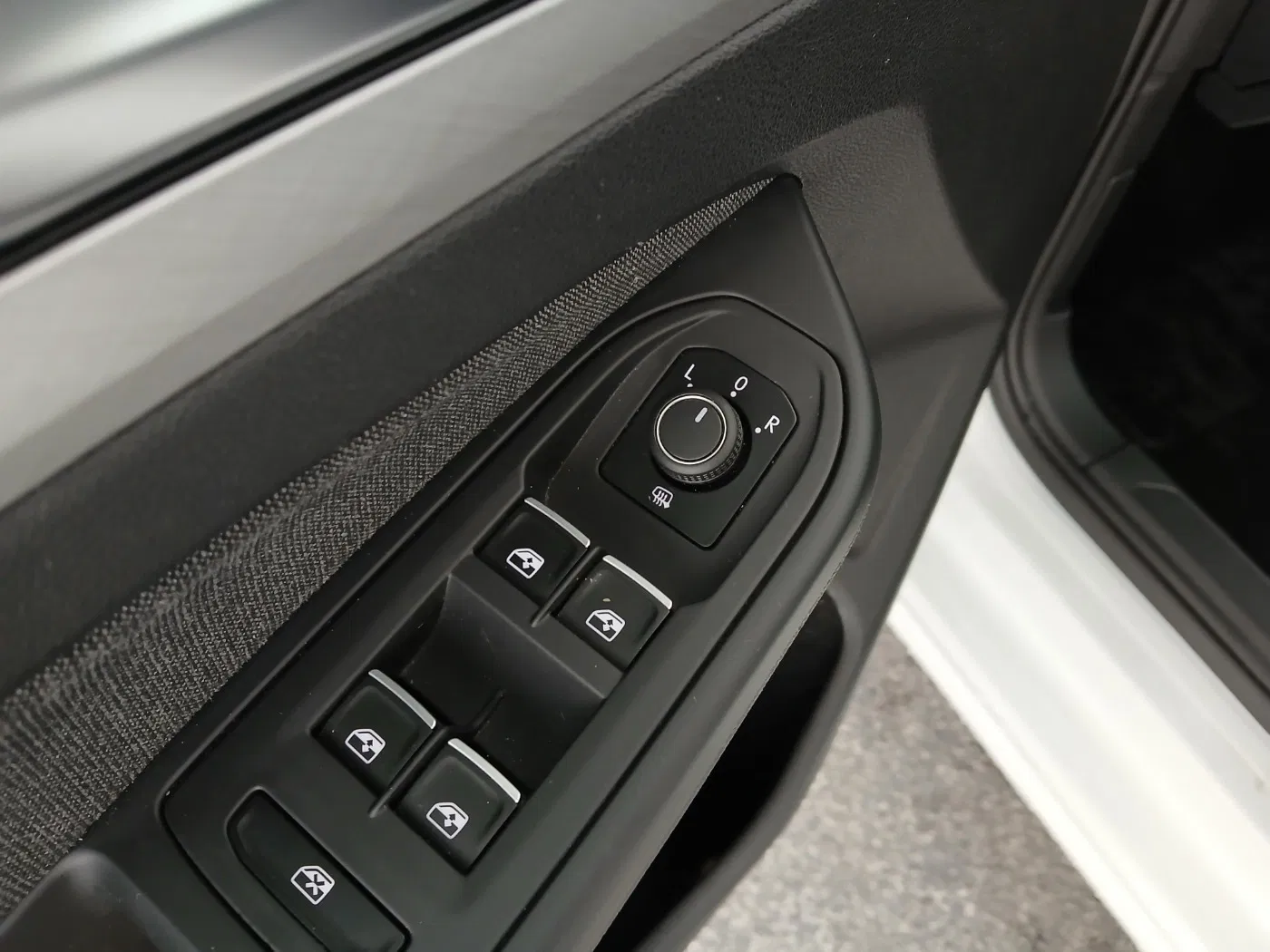 VW Golf VIII Variant 2.0 TDI Life | Bild 12 von 25