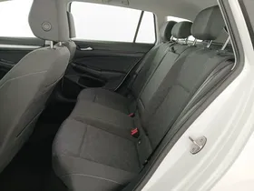 VW Golf VIII Variant 2.0 TDI Life | Thumbnail 24 von 25