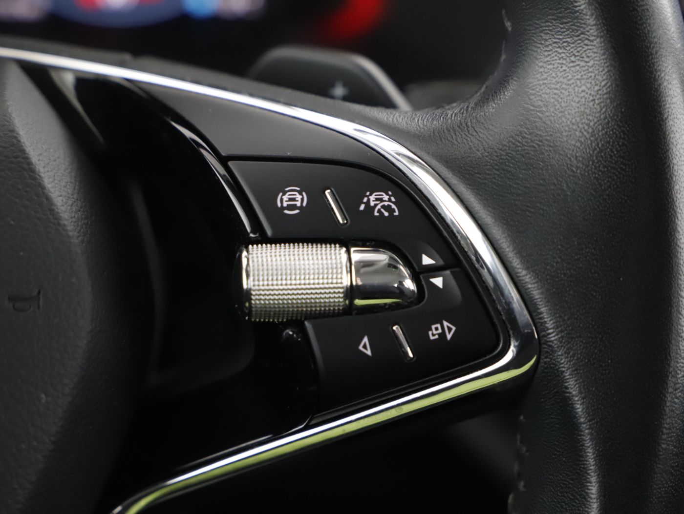 Skoda Octavia Combi 2.0 TDI Style Aut. | Bild 18 von 23