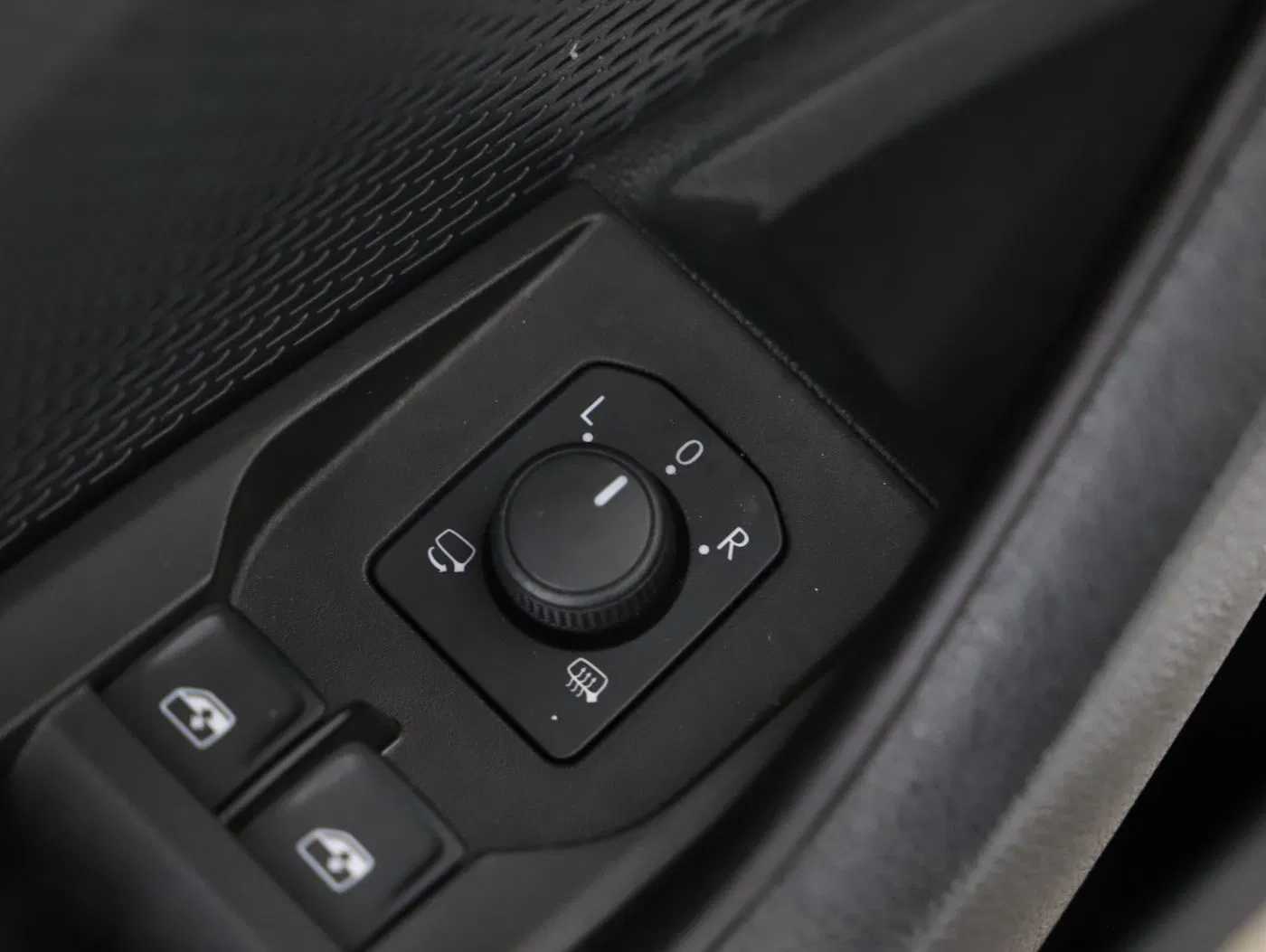 Skoda Octavia Combi 2.0 TSI RS DSG | Bild 9 von 26