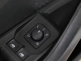 Skoda Octavia Combi 2.0 TSI RS DSG | Thumbnail 9 von 26