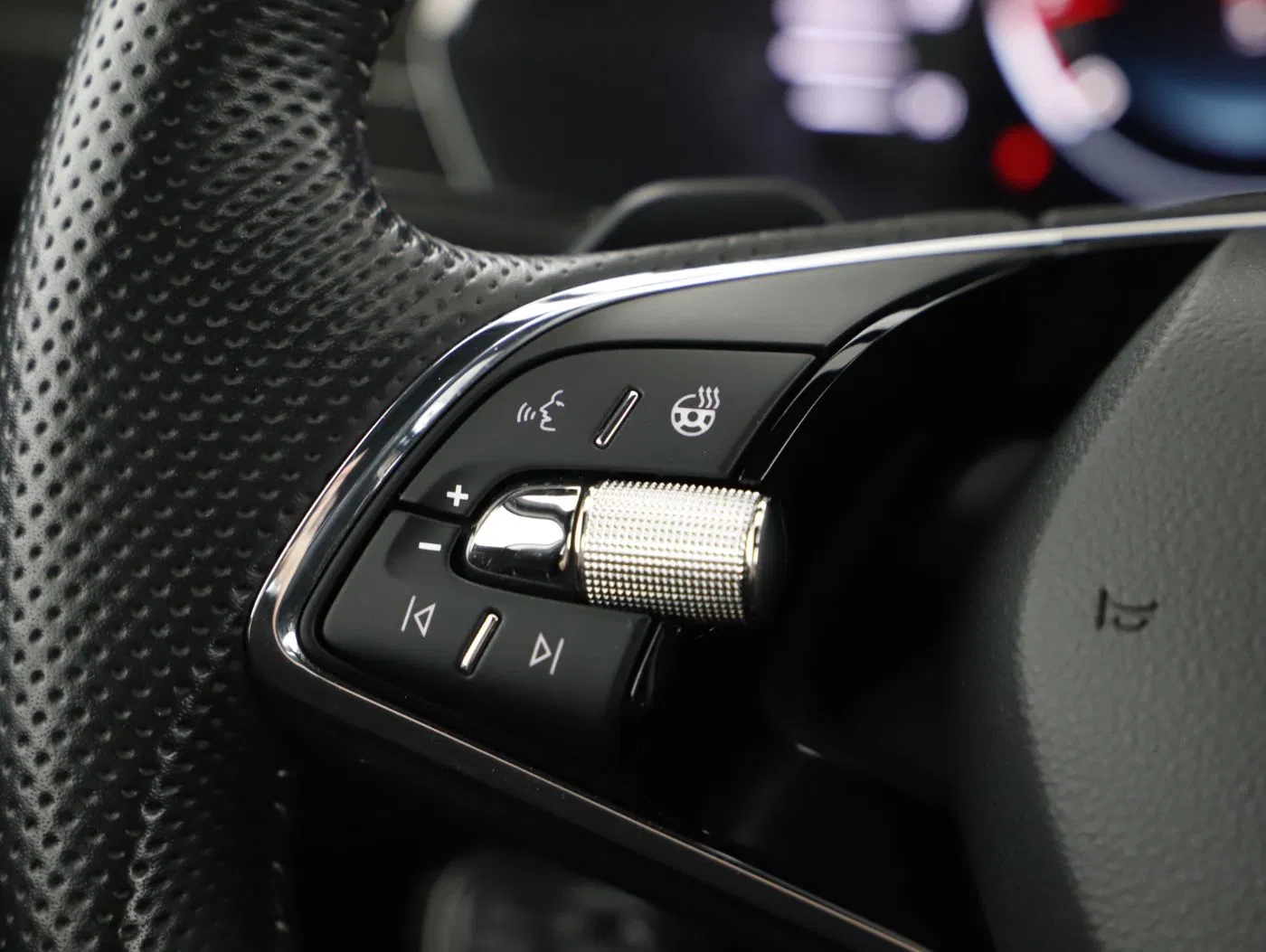 Skoda Octavia Combi 2.0 TSI RS DSG | Bild 15 von 26