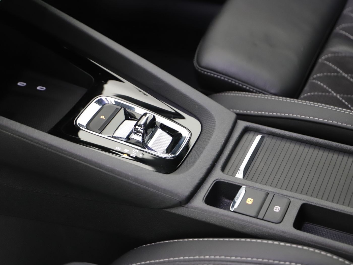 Skoda Octavia Combi 2.0 TSI RS DSG | Bild 17 von 26