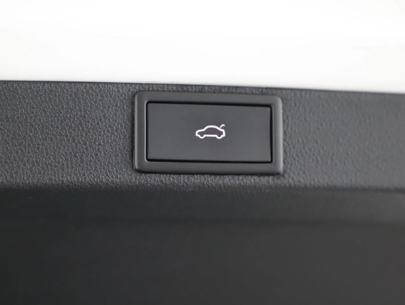 Skoda Octavia Combi 2.0 TSI RS DSG | Bild 24 von 26