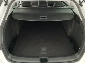 VW Golf VIII Var. 2.0 TDI DSG Life | Thumbnail 21 von 21