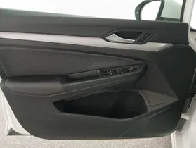 VW Golf VIII Var. 2.0 TDI DSG Life | Thumbnail 7 von 21