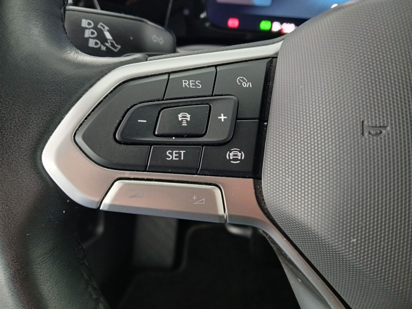 VW Golf VIII Var. 2.0 TDI DSG Life | Bild 13 von 21