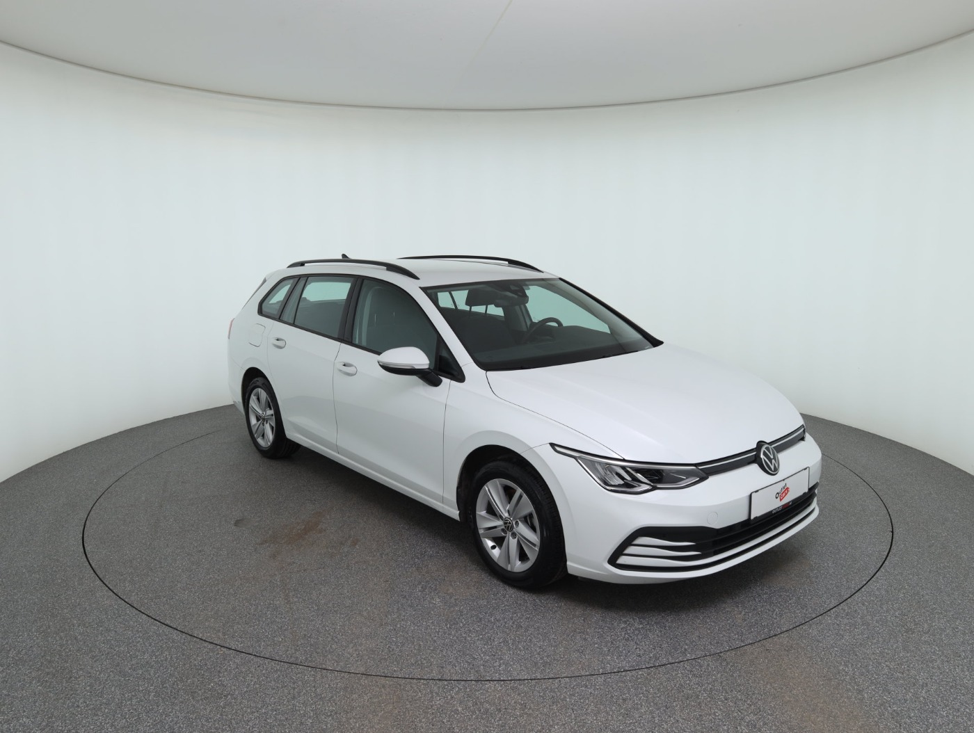 VW Golf VIII Variant 2.0 TDI Life | Bild 4 von 25