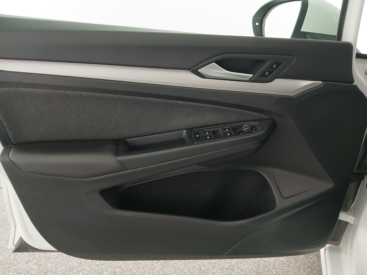 VW Golf VIII Variant 2.0 TDI Life | Bild 11 von 25