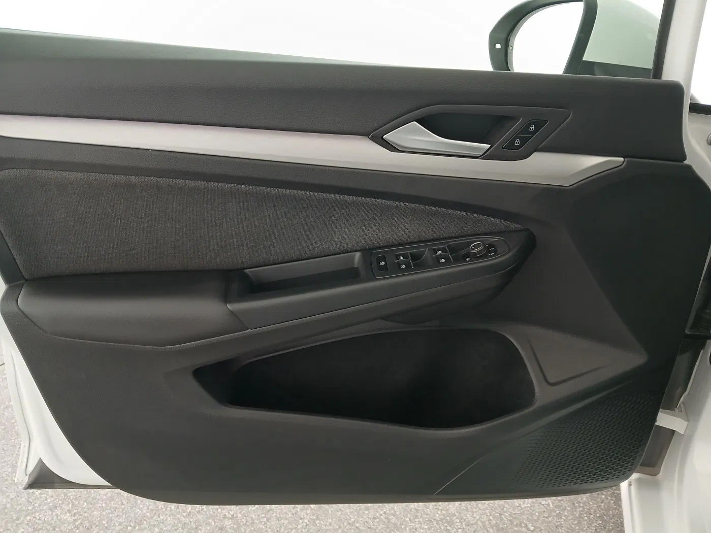 VW Golf VIII Variant 2.0 TDI Life | Bild 11 von 25