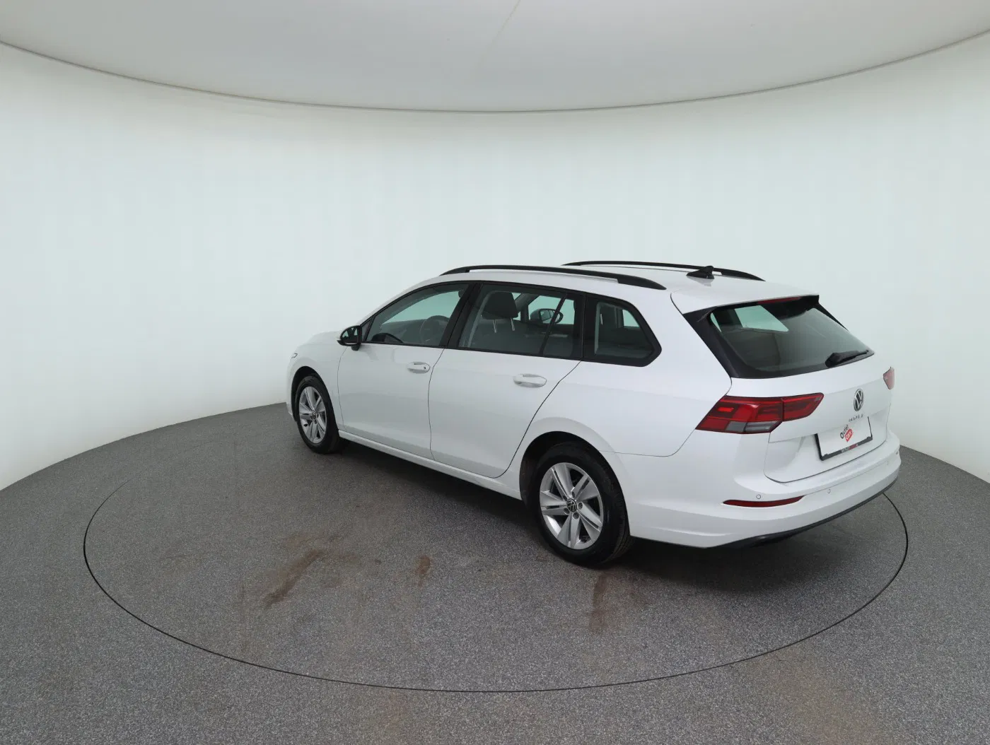 VW Golf VIII Variant 2.0 TDI Life | Bild 8 von 25