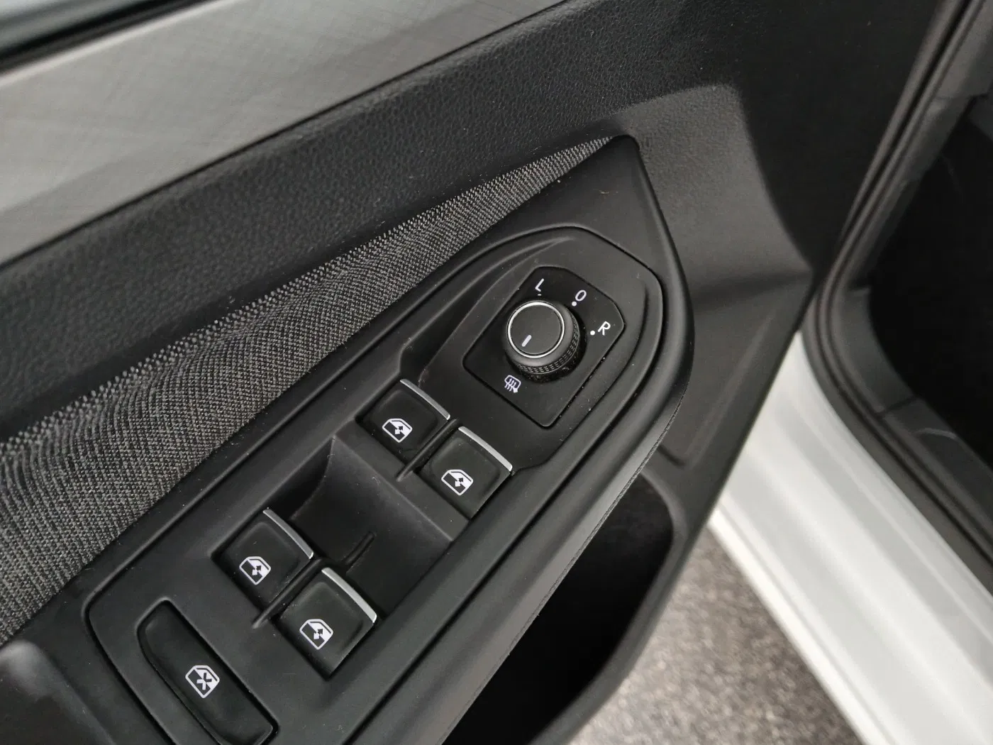 VW Golf VIII Variant 2.0 TDI Life | Bild 12 von 25