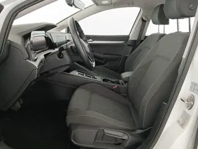 VW Golf VIII Variant 2.0 TDI Life | Thumbnail 14 von 25