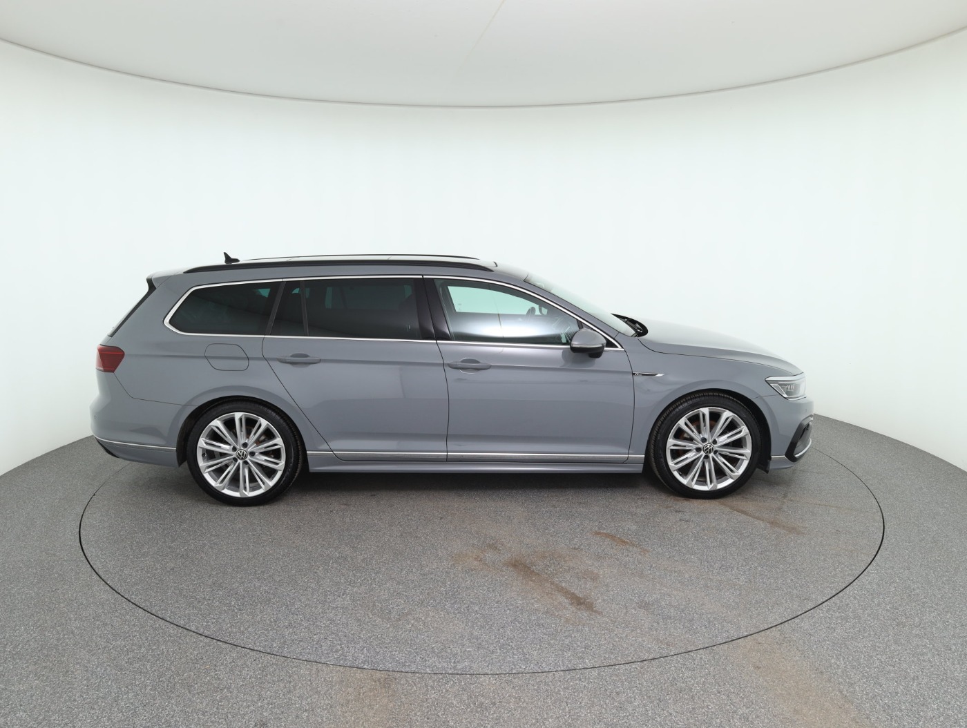 VW Passat Variant 2.0 TDI 4M Busi. DSG | Bild 5 von 30