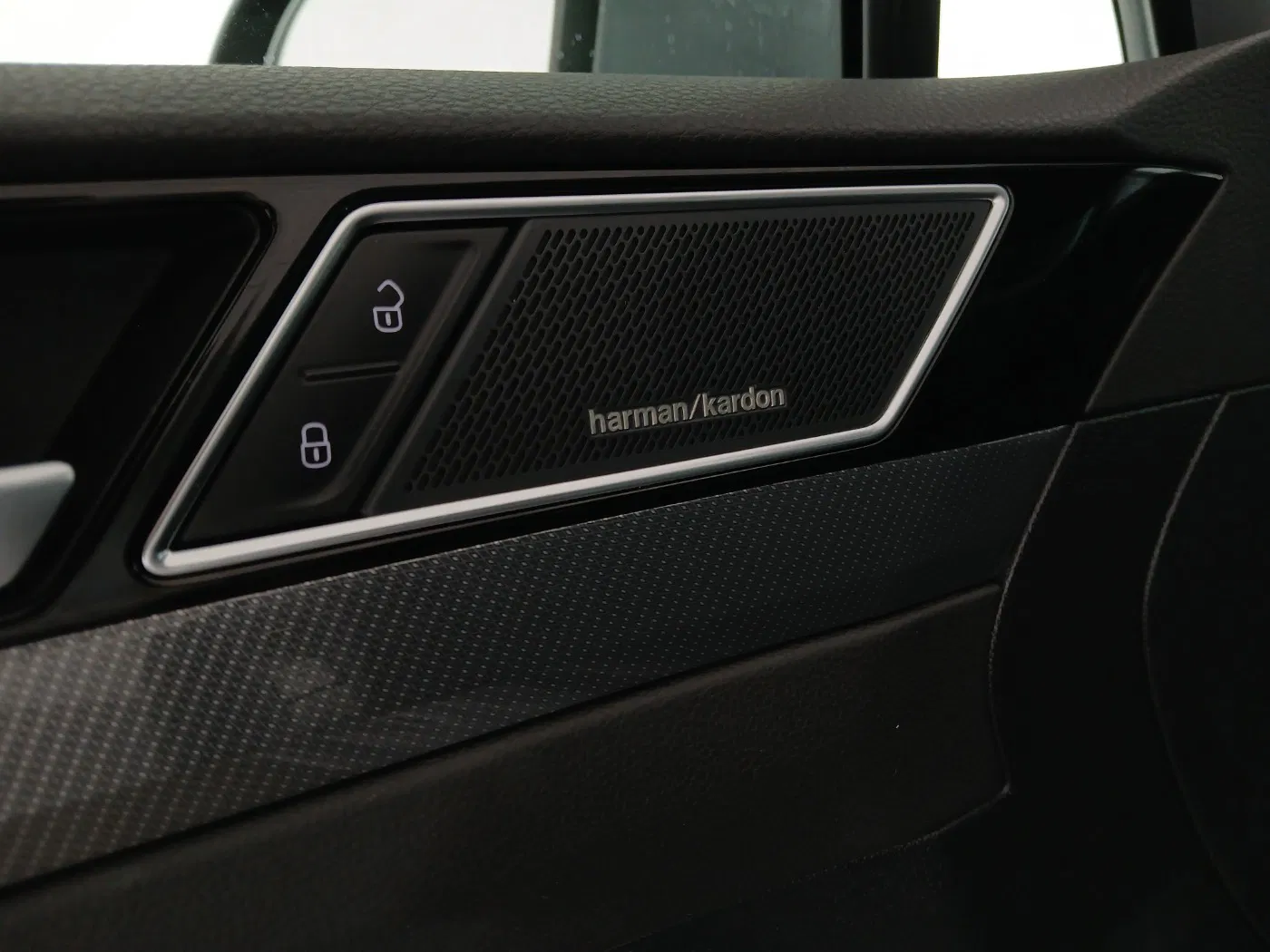 VW Passat Variant 2.0 TDI 4M Busi. DSG | Bild 12 von 30