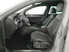 VW Passat Variant 2.0 TDI 4M Busi. DSG | Thumbnail 15 von 30