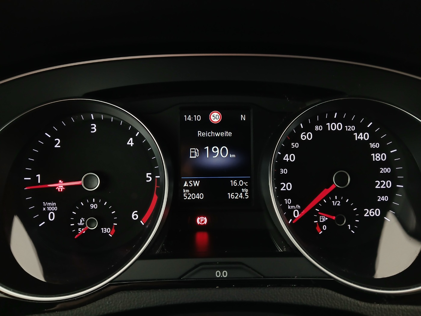 VW Passat Variant 2.0 TDI 4M Busi. DSG | Bild 18 von 30