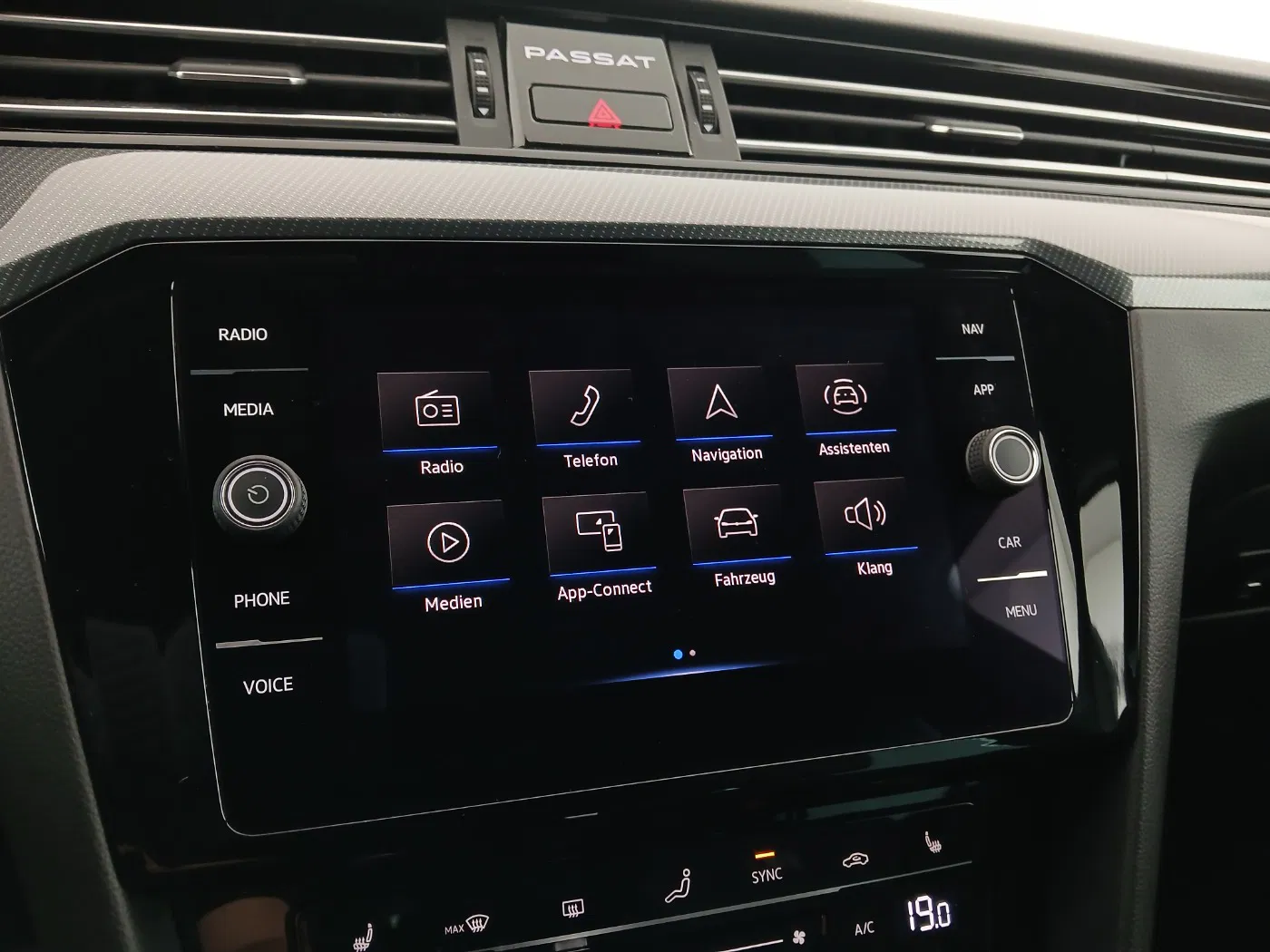 VW Passat Variant 2.0 TDI 4M Busi. DSG | Bild 21 von 30