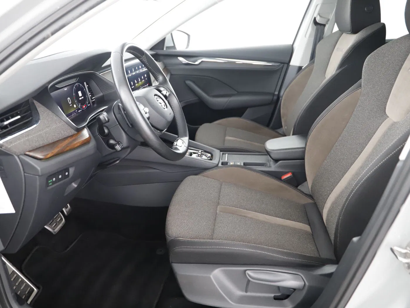 Skoda Octavia Combi Scout 4X4 2.0 TDI DSG | Bild 7 von 25