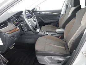 Skoda Octavia Combi Scout 4X4 2.0 TDI DSG | Thumbnail 7 von 25