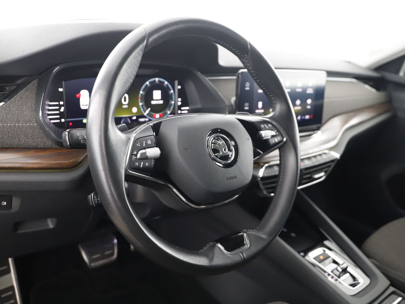 Skoda Octavia Combi Scout 4X4 2.0 TDI DSG | Bild 9 von 25