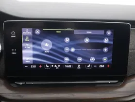 Skoda Octavia Combi Scout 4X4 2.0 TDI DSG | Thumbnail 15 von 25