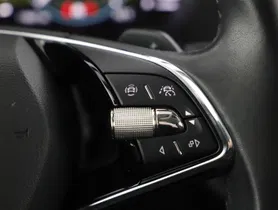 Skoda Octavia Combi Scout 4X4 2.0 TDI DSG | Thumbnail 11 von 25