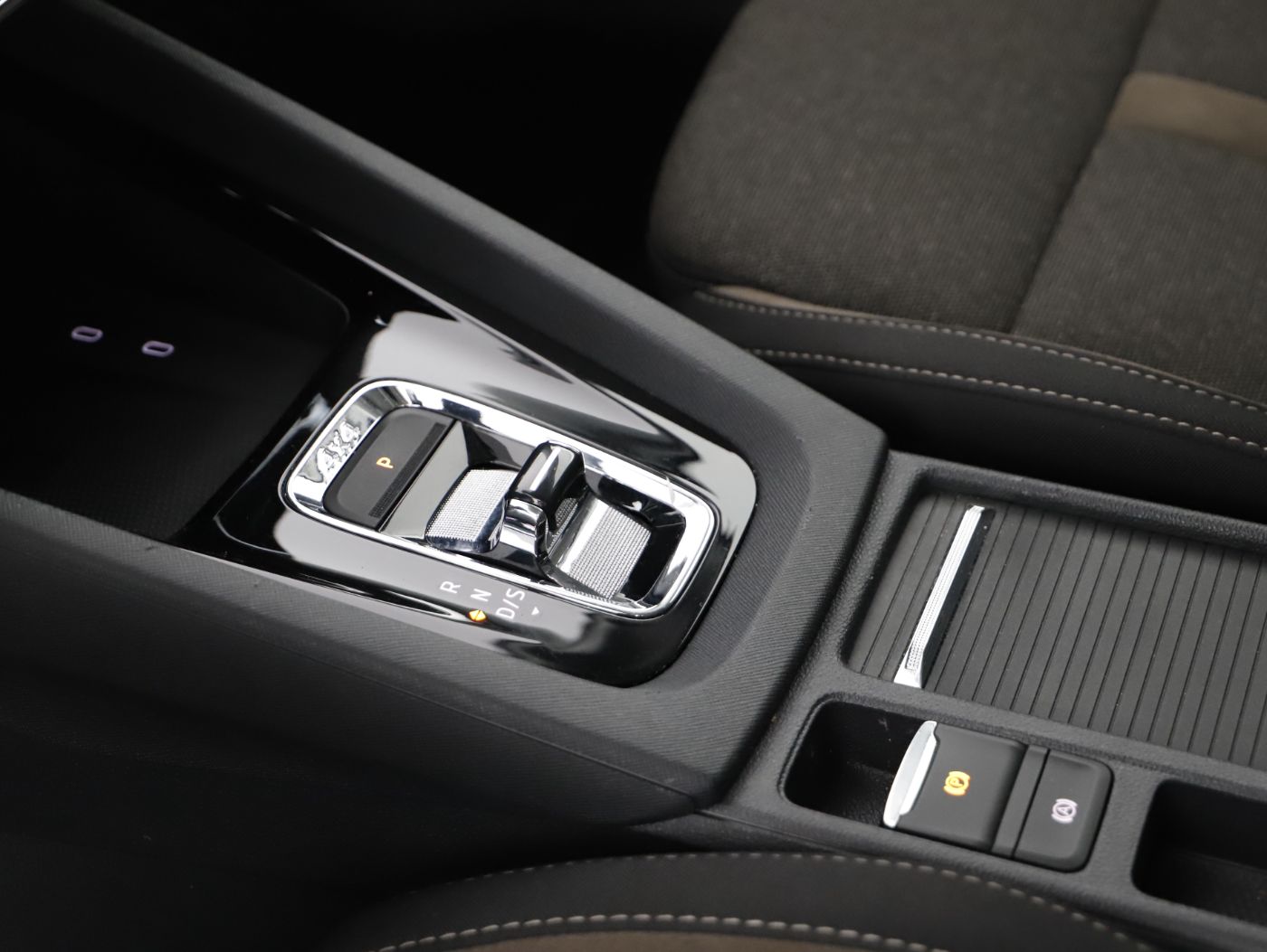 Skoda Octavia Combi Scout 4X4 2.0 TDI DSG | Bild 19 von 25