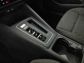 VW Golf VIII Var. 2.0 TDI DSG Life | Thumbnail 20 von 22