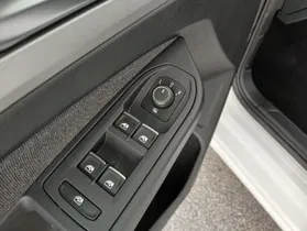 VW Golf VIII Var. 2.0 TDI DSG Life | Thumbnail 8 von 22