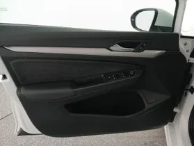 VW Golf VIII Var. 2.0 TDI DSG Life | Thumbnail 7 von 22