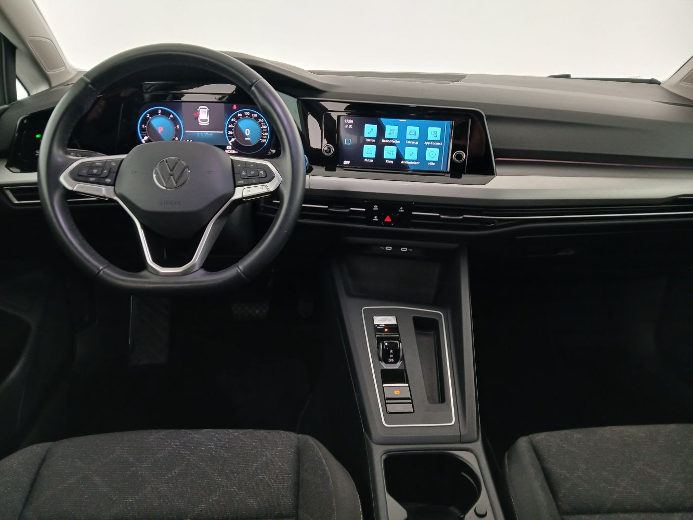 VW Golf VIII Var. 2.0 TDI DSG Life | Bild 11 von 22