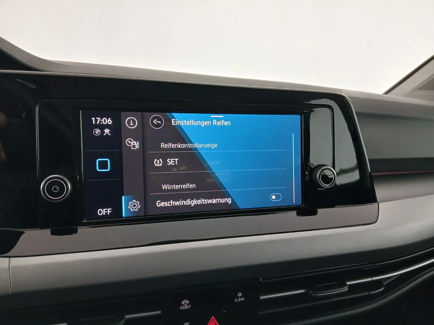 VW Golf VIII Var. 2.0 TDI DSG Life | Bild 16 von 22