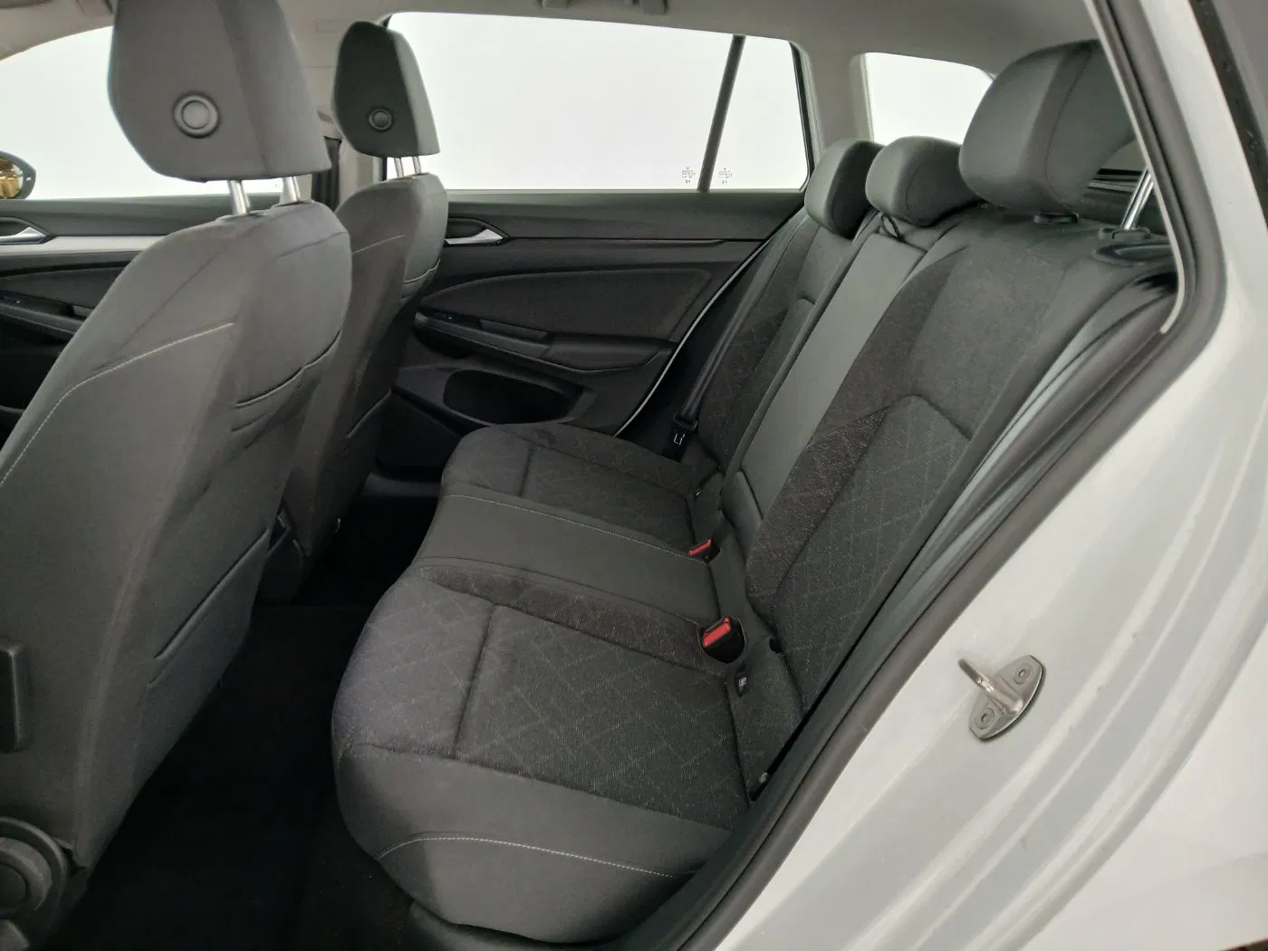 VW Golf VIII Var. 2.0 TDI DSG Life | Bild 21 von 22