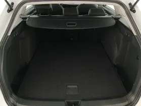 VW Golf VIII Var. 2.0 TDI DSG Life | Thumbnail 22 von 22