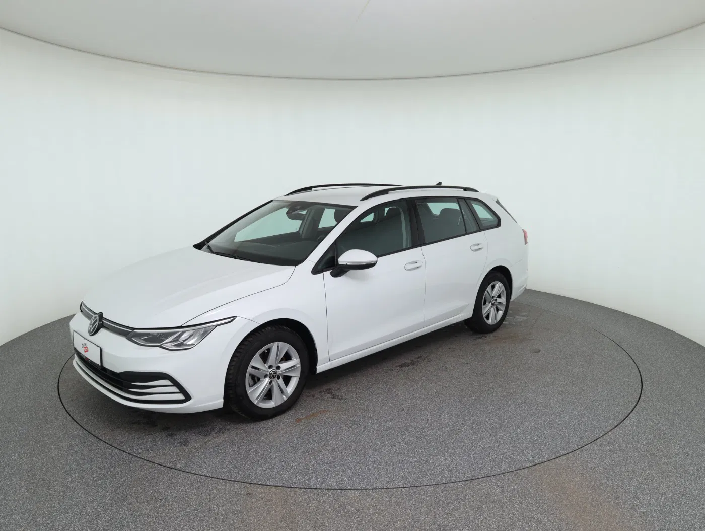 VW Golf VIII Variant 2.0 TDI Life | Bild 2 von 26