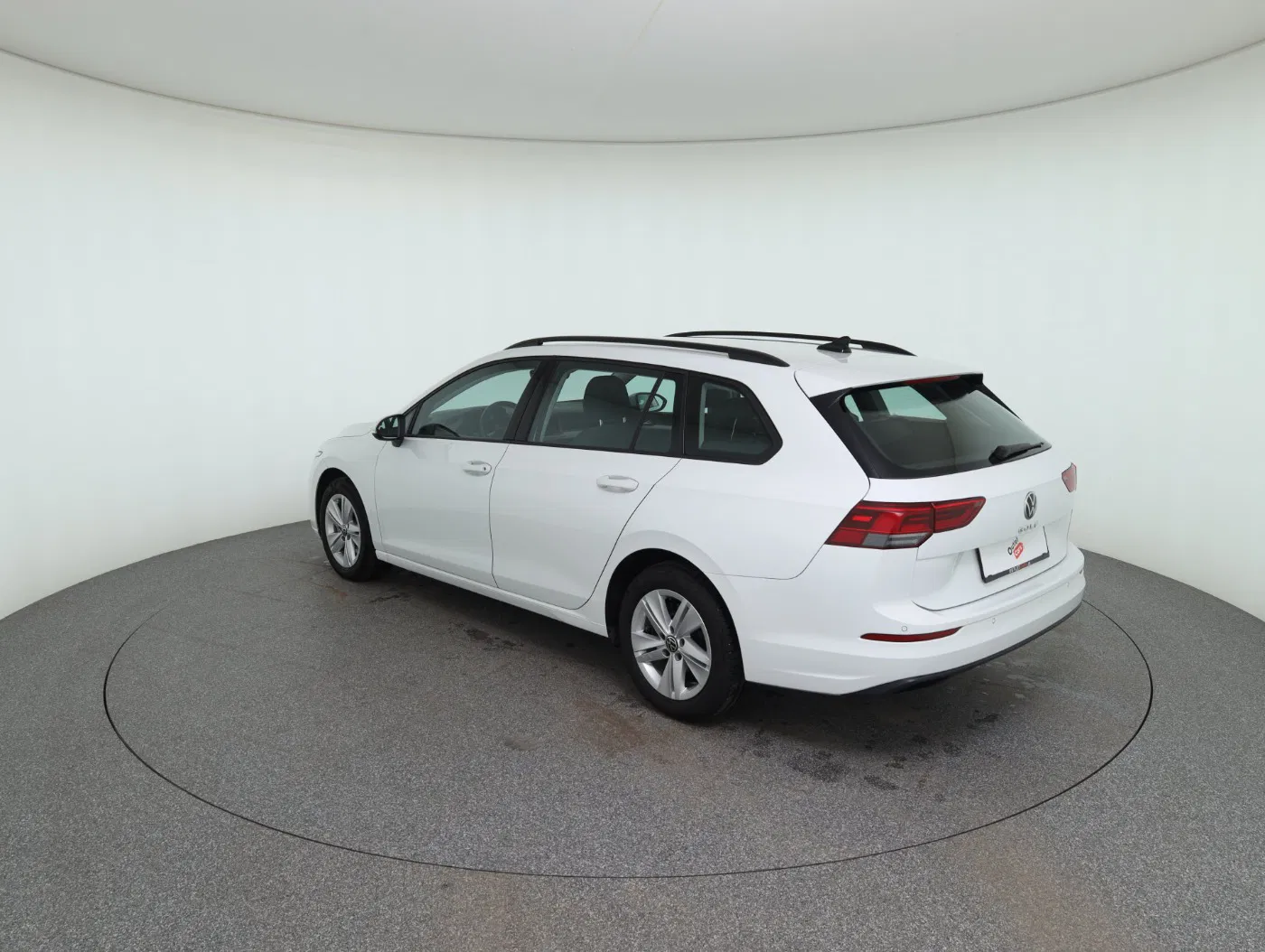 VW Golf VIII Variant 2.0 TDI Life | Bild 8 von 26