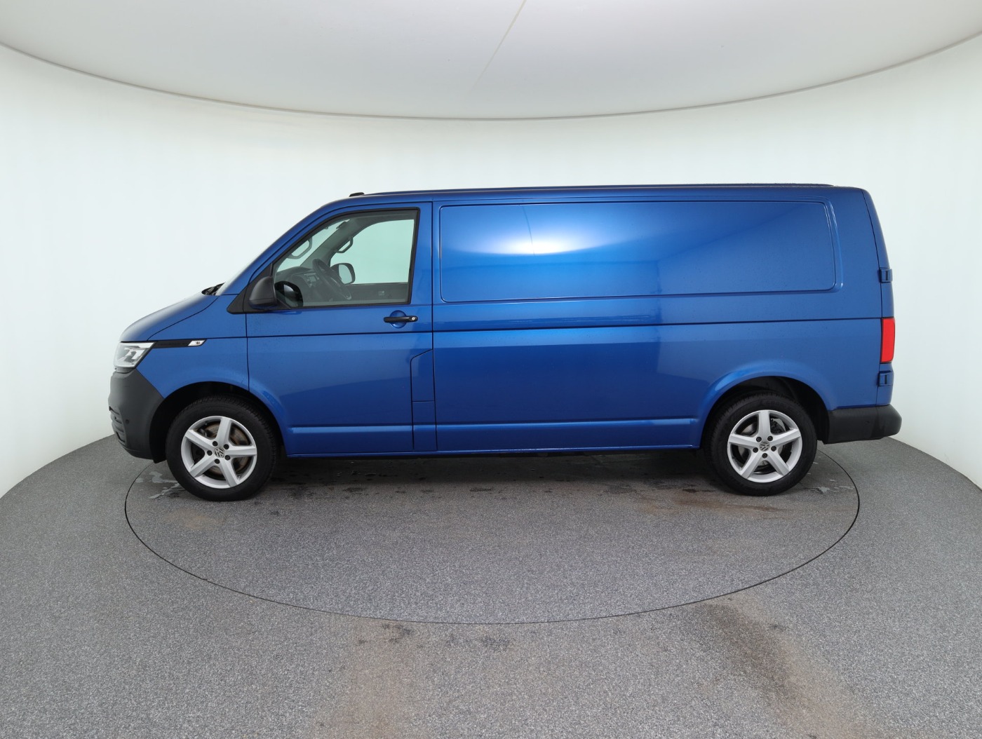 VW T6.1 Transporter 2.0 TDI 4Motion | Bild 9 von 26