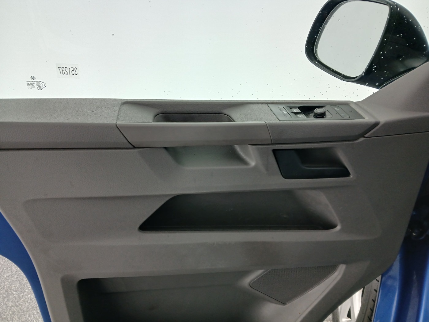 VW T6.1 Transporter 2.0 TDI 4Motion | Bild 11 von 26