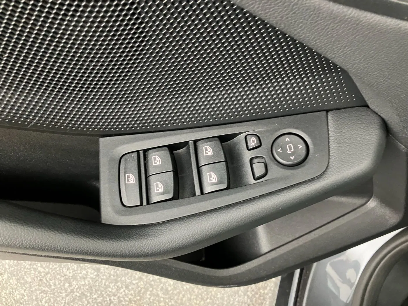 BMW 118d Advantage | Bild 9 von 27