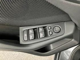 BMW 118d Advantage | Thumbnail 9 von 27