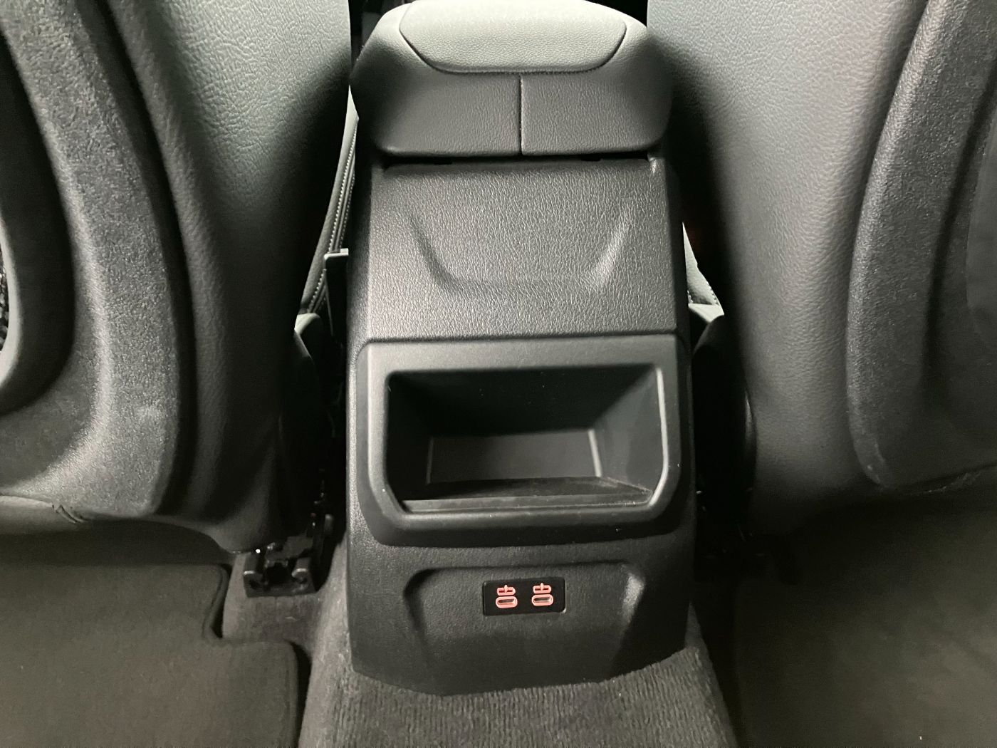 BMW 118d Advantage | Bild 24 von 27