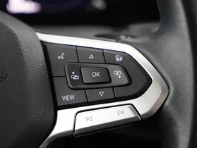 VW Golf VIII Var. 2.0 TDI Life DSG | Thumbnail 19 von 27