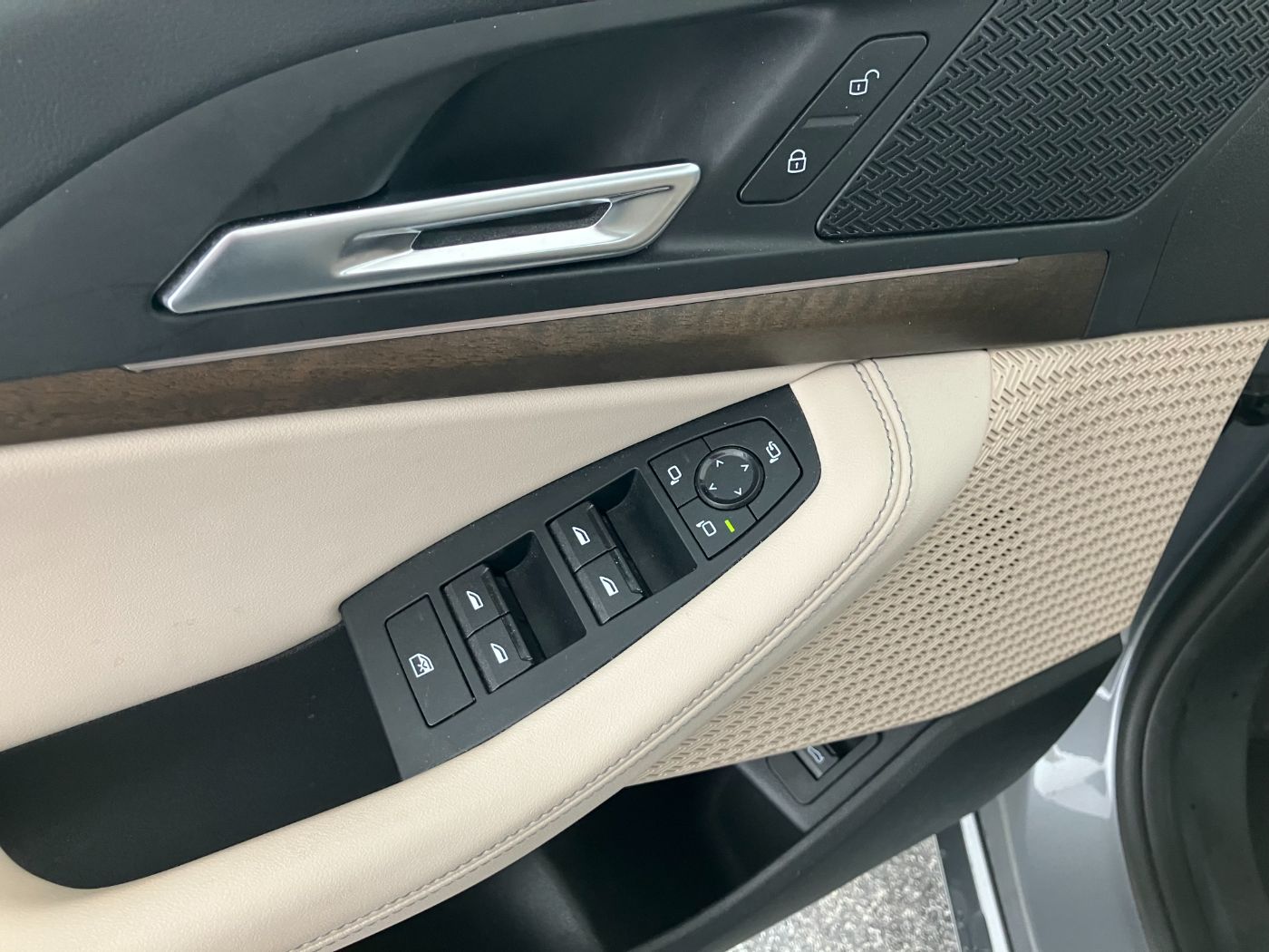 BMW 218d Active Tourer Luxury Line | Bild 5 von 31