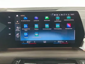 BMW 218d Active Tourer Luxury Line | Thumbnail 15 von 31